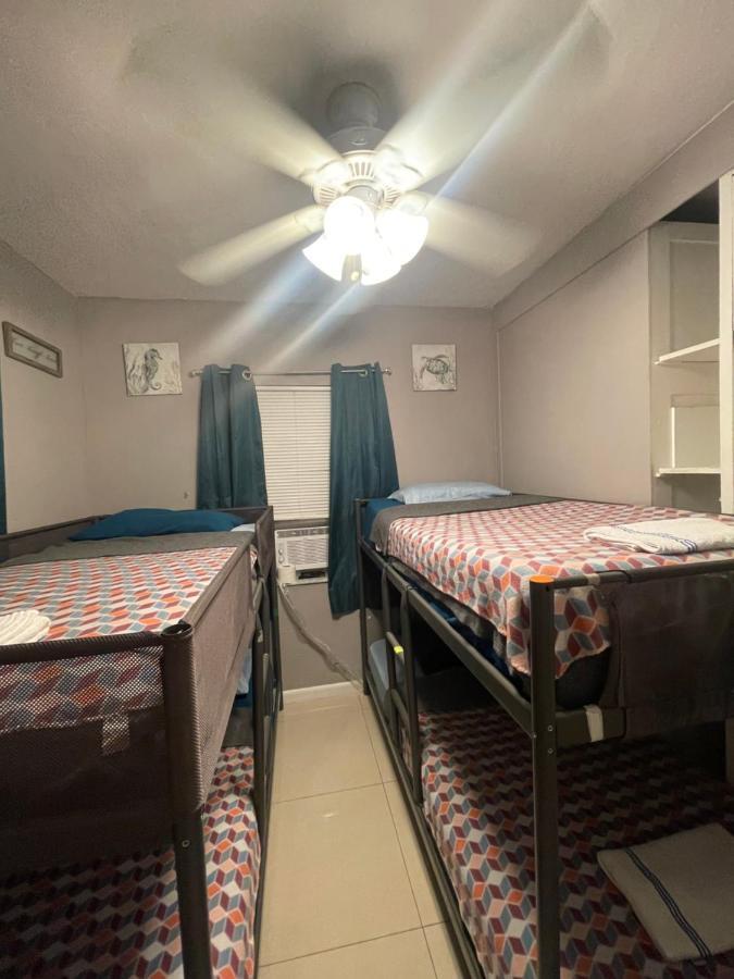 Miami Vibes "Hostel-Like" Shared Room 北迈阿密 外观 照片