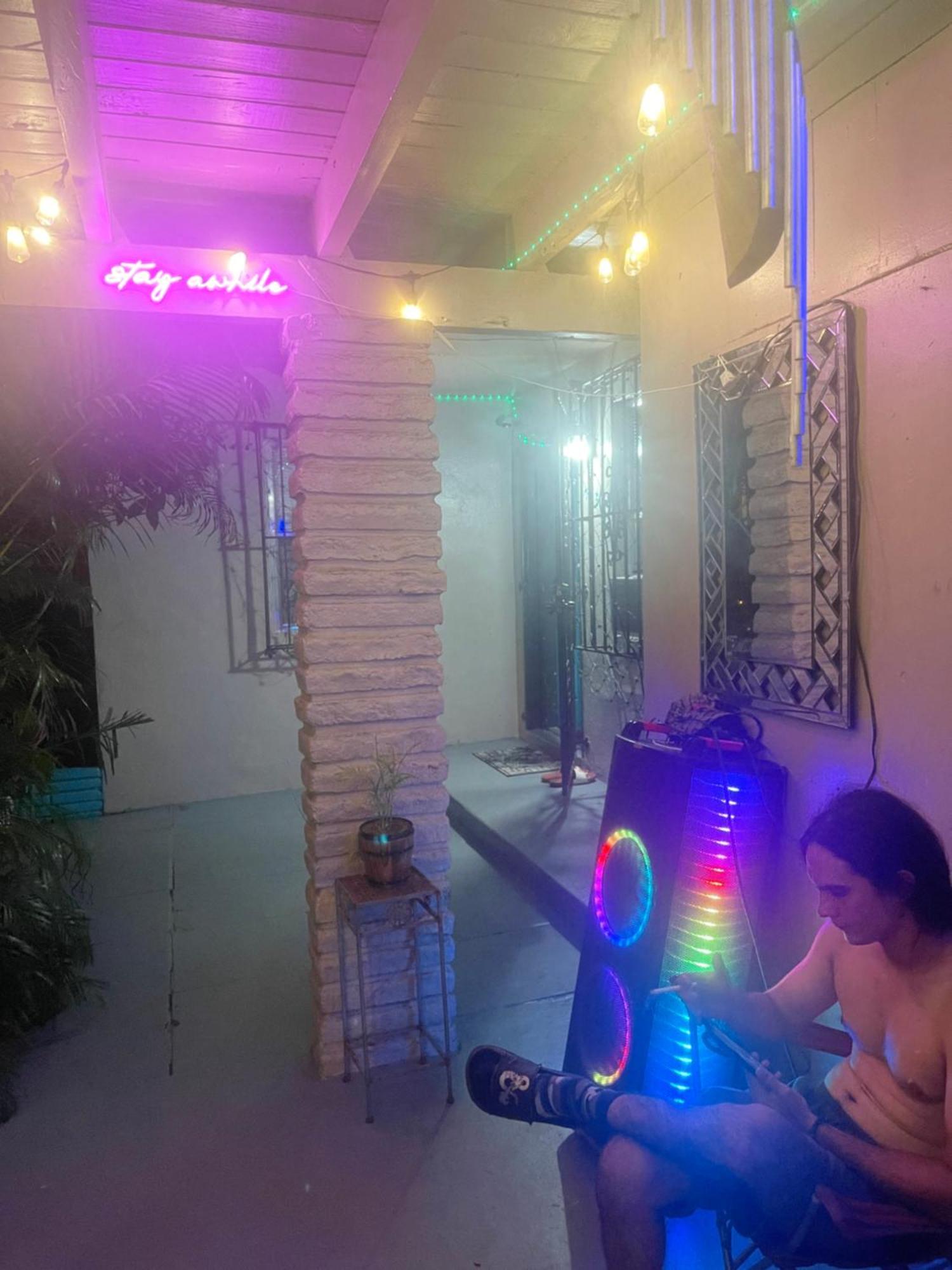 Miami Vibes "Hostel-Like" Shared Room 北迈阿密 外观 照片