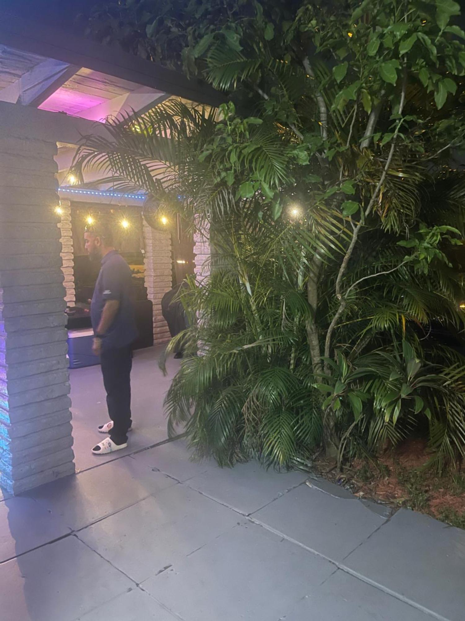 Miami Vibes "Hostel-Like" Shared Room 北迈阿密 外观 照片